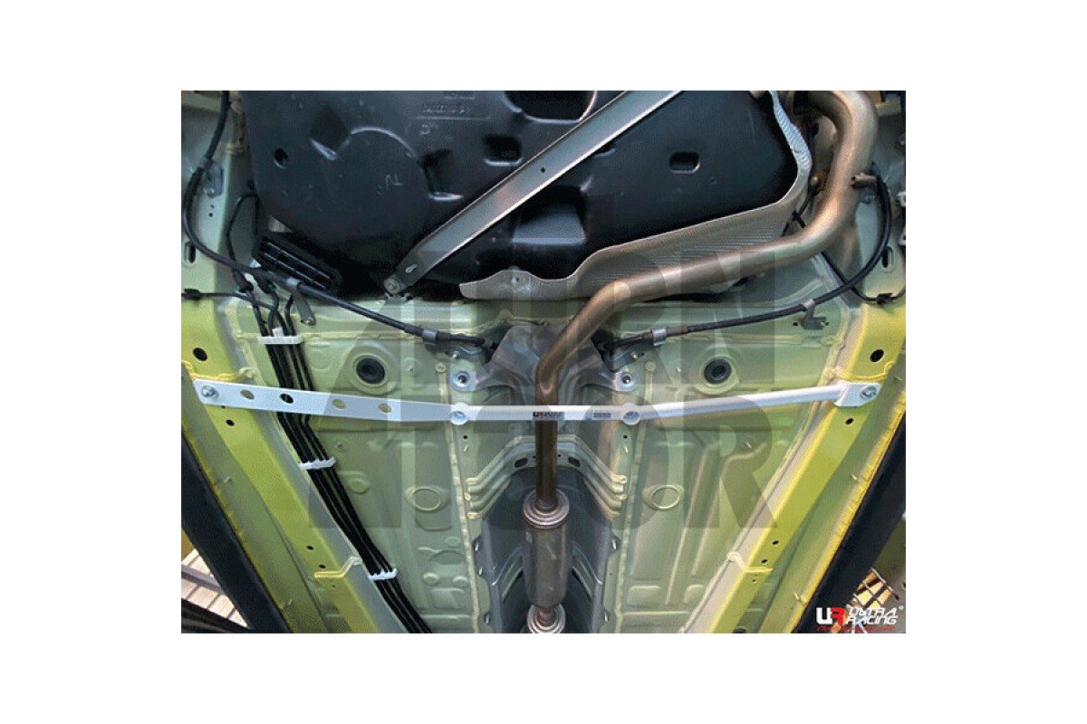 Ultra Racing   4 Points Mid Lower Member Brace Suzuki Swift Sport ZC33S
