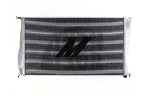 Mishimoto Aluminium Radiator BMW 135i E82 / 335i E9x manual