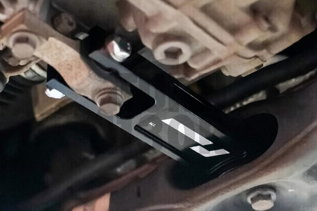 Racingline Dogbone Lower Mount Polo AW GTI