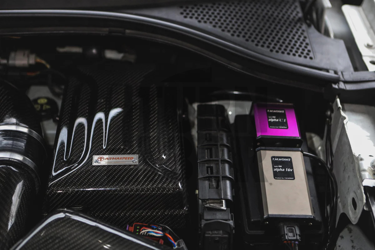 Armaspeed Carbon Fiber Battery Cover S3 8V / Golf 7 GTI / Golf 7 R / Leon 3 Cupra / Octavia 5E VRS